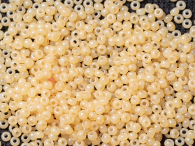 Бисер Чехия круглый 08/0 50г 02182 жёлтый